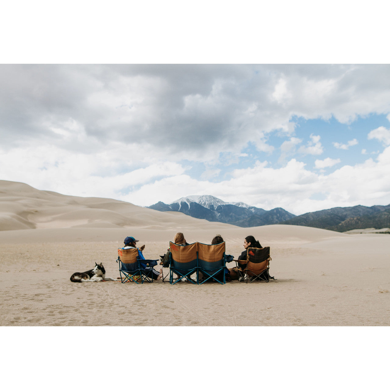Low Loveseat - Image 17